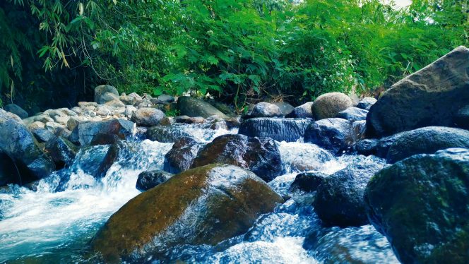 4K Relax Nature – Sound of River Water, Real Clear Sound for Better Calm Meditation Yoga Sleep Insomnia