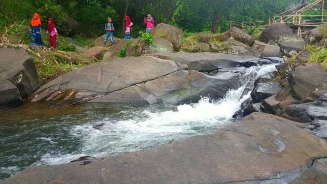 Wonderful Sungai Batu Gajah Ciamis