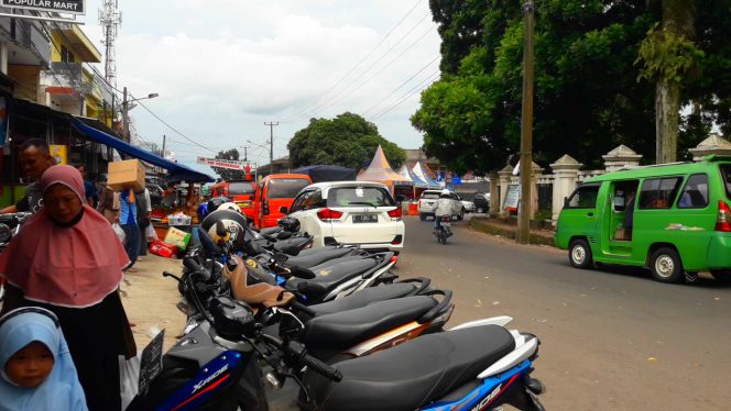 Jasa Penyebutan Nama Tempat Usaha di Judul Video Salira TV, Sekali Bayar – Tampil Selamanya