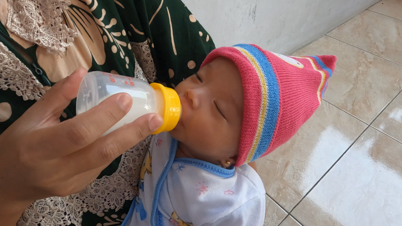 Wajah Indonesia, Ibu Menyusui Bayi