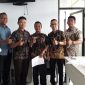 Owner Salira TV (tengah) Silaturahmi ke Kantor Dishubkominfo Kabupaten Tasikmalaya (28/7/2022)