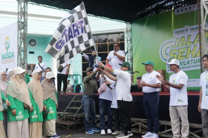 Bupati Herdiat: Jalan Sehat Persis Jadi Momentum Kebersamaan dan Dakwah Nyata
