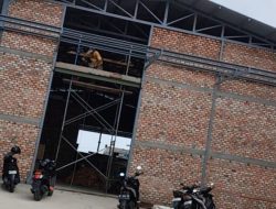 Pembangunan Gudang di Baran Barat Diduga Tanpa IMB, Dinas PUPR Karimun Bungkam