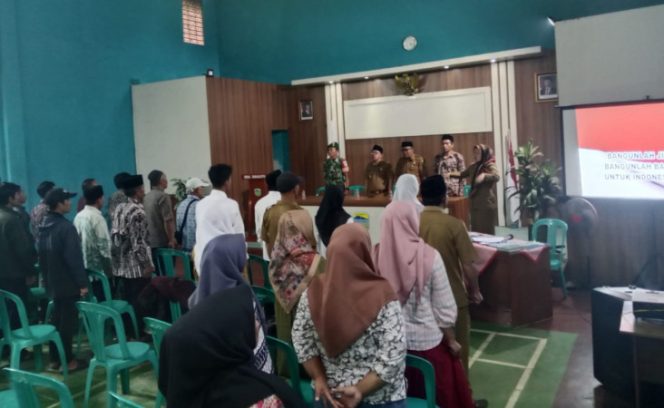 Babinsa Serma Suryadi Dampingi Desa Singasari Susun RKPDES 2026: Fokus pada Pembangunan Infrastruktur Prioritas