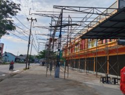 Kanopi Ruko di Sungai Raya Diduga Langgar Aturan PLN, Dinas PU Bungkam