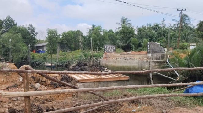 Pekerjaan Rehabilitasi Jembatan di Kundur Barat Bernilai Rp1,4 Miliar, Warga Harap Sesuai Standar Mutu