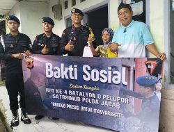 Brimob Batalyon D Pelopor Gelar Aksi Sosial “Nyaah Ka Indung” di Sindangkasih Ciamis