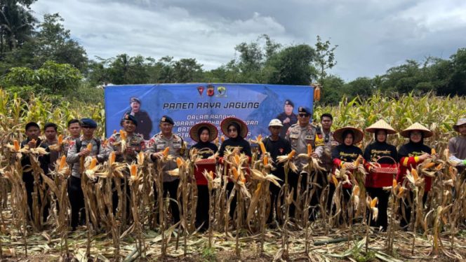 Danyon D Pelopor pimpin panen raya jagung, dukung ketahanan pangan nasional