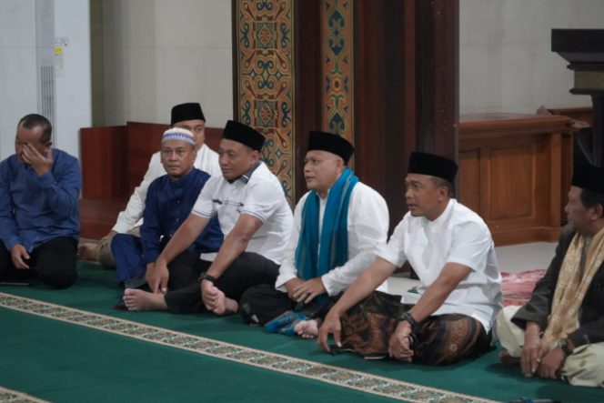 Kapolda Jabar Gelar Subuhan dan Silaturahmi Bersama Ulama di Masjid Agung Tasikmalaya