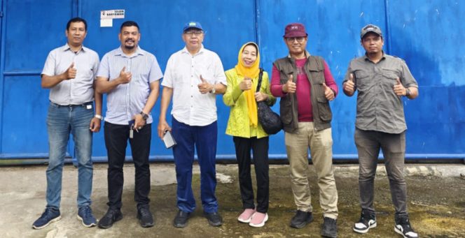 Kunjungan Ir. Soekirman ke Pabrik Benteng Tani Dorong Penguatan Pertanian Organik