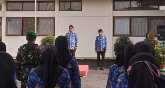 Semangat Pahlawan Menyala di Mangunreja: Upacara Hari Pahlawan 2025 Berlangsung Khidmat