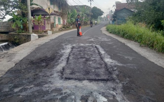 Hadiah Akhir Tahun, Perbaikan Jalan Di Ciamis Dikebut Jelang Tahun Baru
