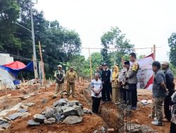 Polsek Cijeungjing Hadiri Peletakan Batu Pertama KDMP Bojongmengger, Dorong Ekonomi Desa