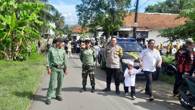 Polsek Lakbok Amankan Pawai Ta’aruf Isra Mi’raj Dan Khotmil Qur’an Di Desa Cintaratu