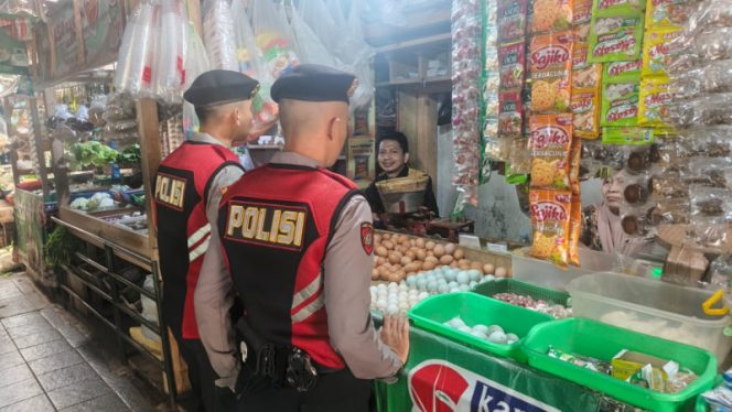 Sat Samapta Polres Ciamis Perkuat Patroli Preventif Ops Lilin 2025 Di Pasar Sindangkasih