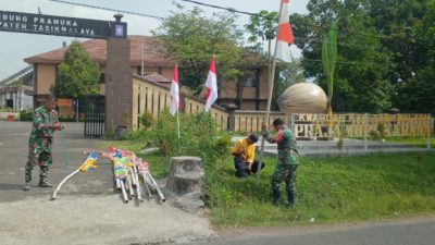 TNI Koramil Singaparna Percantik Gedung Pramuka Tasikmalaya Jelang Lomba Tingkat Nasional