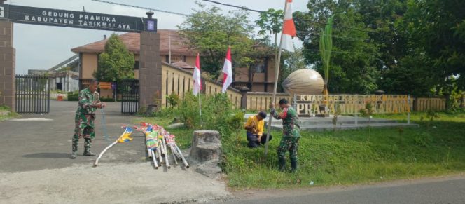 TNI Koramil Singaparna Percantik Gedung Pramuka Tasikmalaya Jelang Lomba Tingkat Nasional