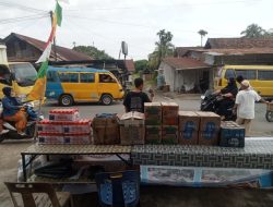 Warga Kuala Langkat Gelar Aksi Donasi untuk Ringankan Korban Banjir di Sumut/Langkat