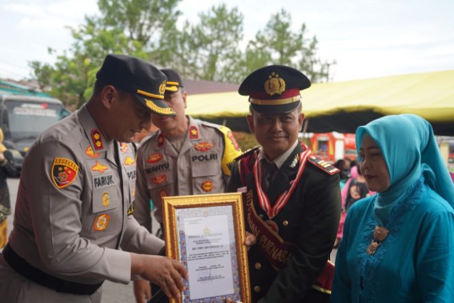Kapolres Tasikmalaya Kota Lepas Purnawirawan Polri Dengan Penuh Penghormatan