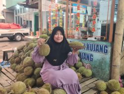 Kedai Durian Kujang Cikoneng Hadirkan Sensasi Durian Mentega Manis dan Lembut