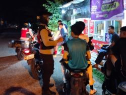 Polsek Moro Tingkatkan Keamanan Wilayah melalui Patroli Gang Sempit