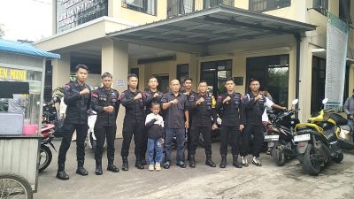 Sinergi Humanis Brimob dan H Wahyu Gelar Jum’at Keliling di Margaluyu