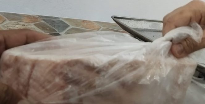 Toko Di Dipuakang Diduga Jual Daging Babi Ilegal