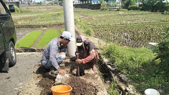Proyek FO PT Wahana Di Grand Metro Indihiang Abaikan APD