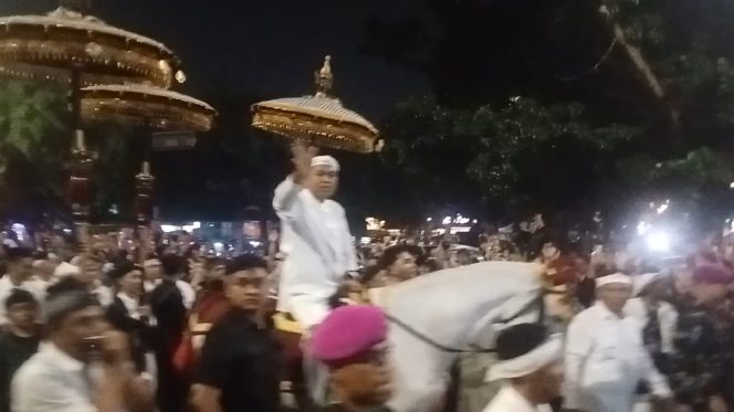 Kirab Budaya Milangkala Tatar Sunda Meriahkan Kota Bandung