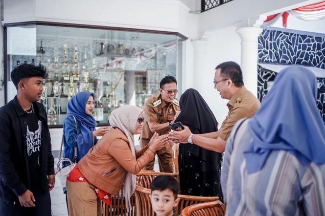 Bupati Herdiat Dukung Putri Alexandria di Audisi D’Academy 8