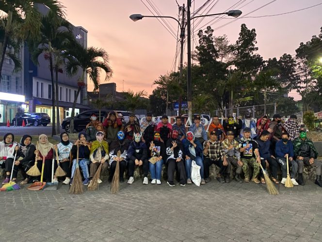 Pejuang Sasapu Bandung Jilid 14 Tampil dengan Kostum Super Hero