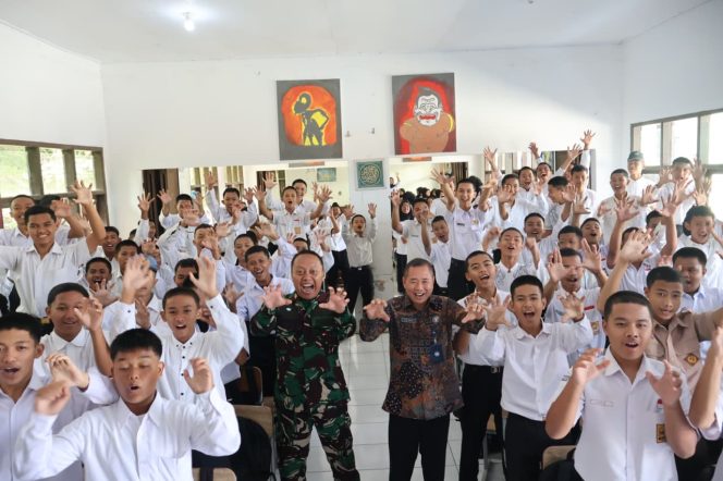 TMMD Ke-129 Edukasi Bahaya Narkoba untuk Pelajar Tasikmalaya